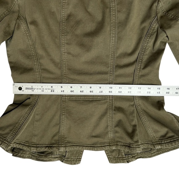 WHITE HOUSE BLACK MARKET Green Military Jacket /Top Peplum V-Neck Button Up sz 6 - Picture 4 of 11
